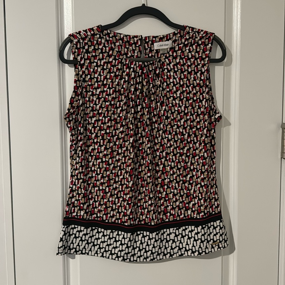NWOT-Calvin Klein Top